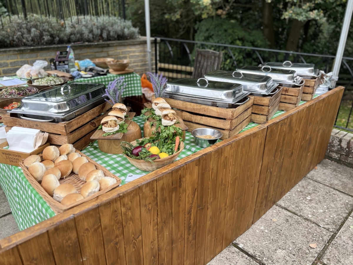 Hog roasts & BBQ catering at weddings, parties & events in Milton Keynes